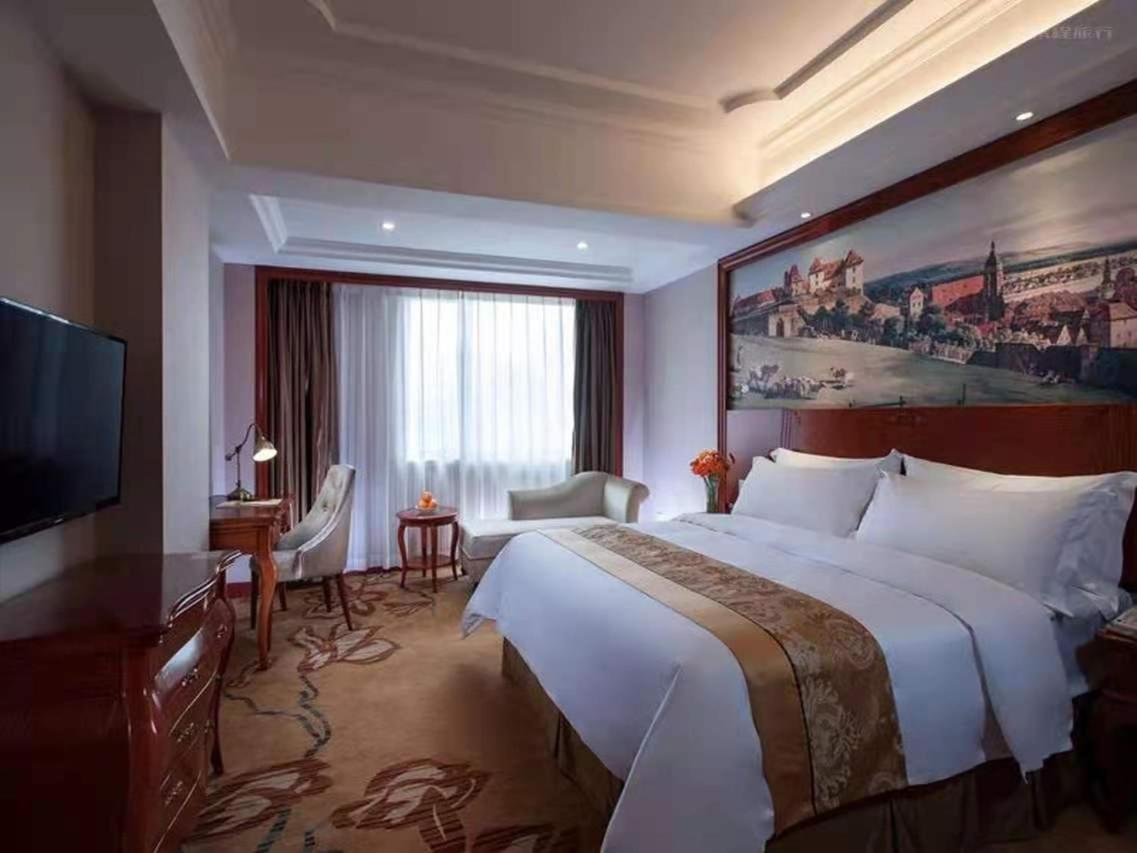 Vienna International Hotel Shaoguan Fengcailou Buitenkant foto