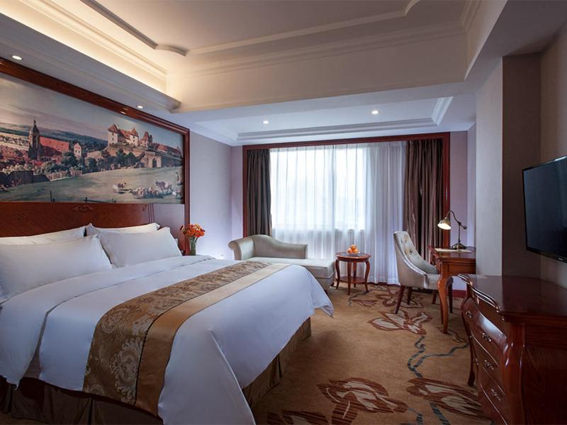 Vienna International Hotel Shaoguan Fengcailou Buitenkant foto
