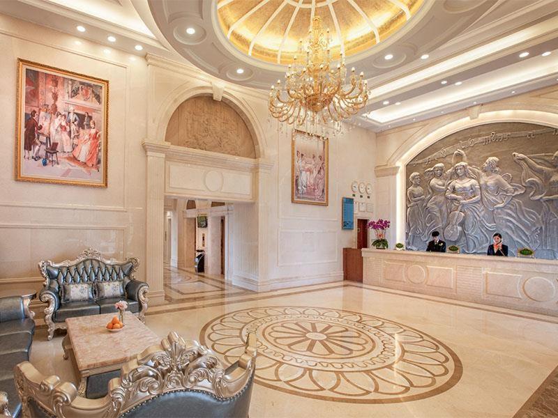 Vienna International Hotel Shaoguan Fengcailou Buitenkant foto